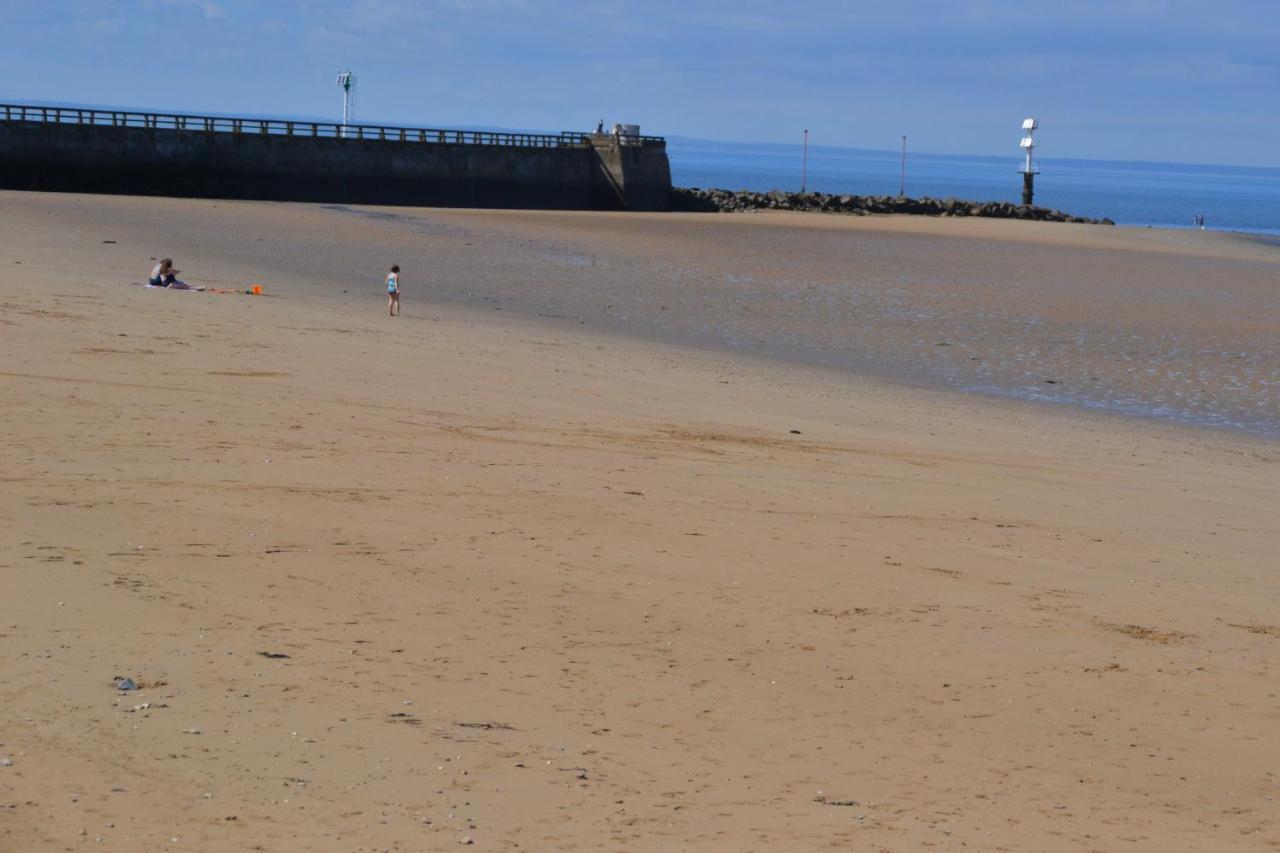 Gite "Au P'Tit Tourois" De Plain-Pied Tout Confort Avec Veranda Proche D'Omaha Beach Et De Bayeux Accueillant Les Animaux Exteriör bild