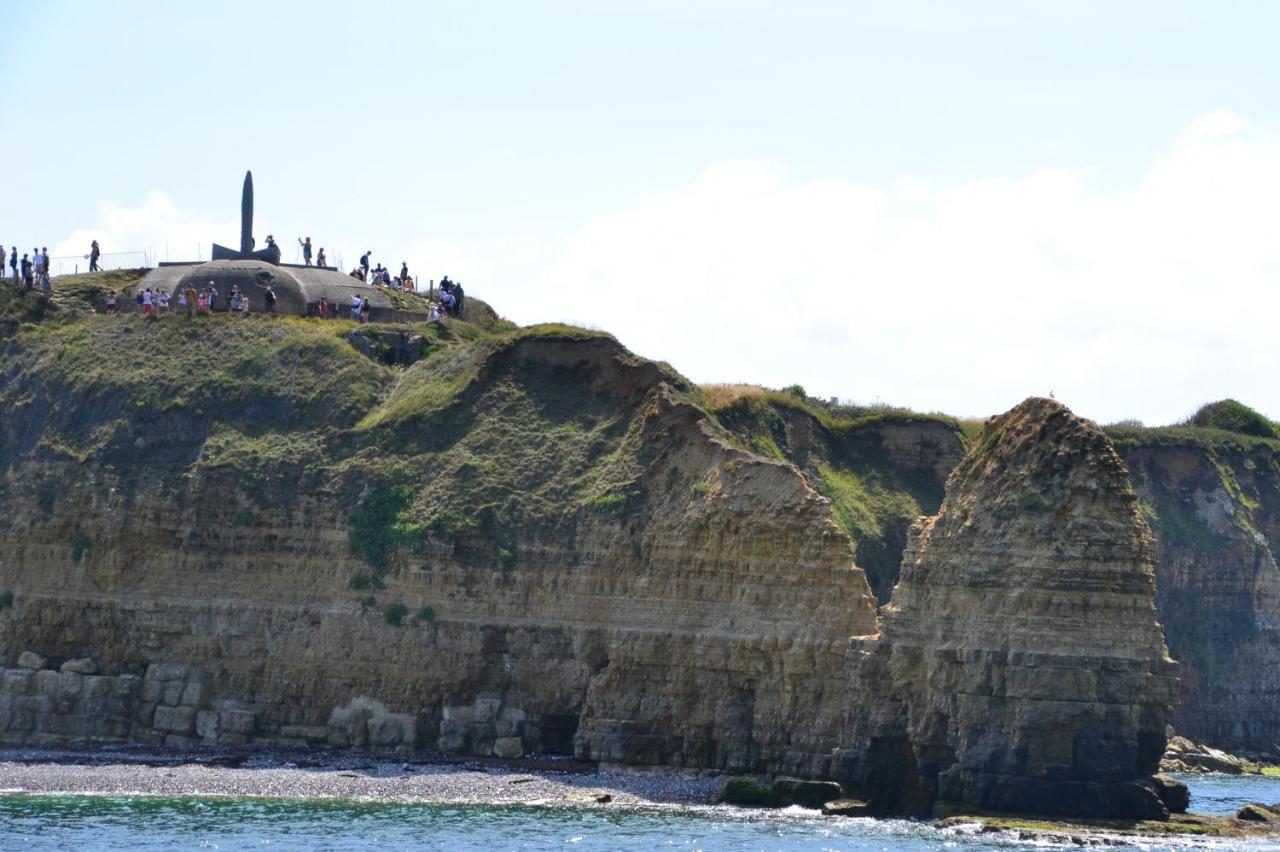 Gite "Au P'Tit Tourois" De Plain-Pied Tout Confort Avec Veranda Proche D'Omaha Beach Et De Bayeux Accueillant Les Animaux Exteriör bild