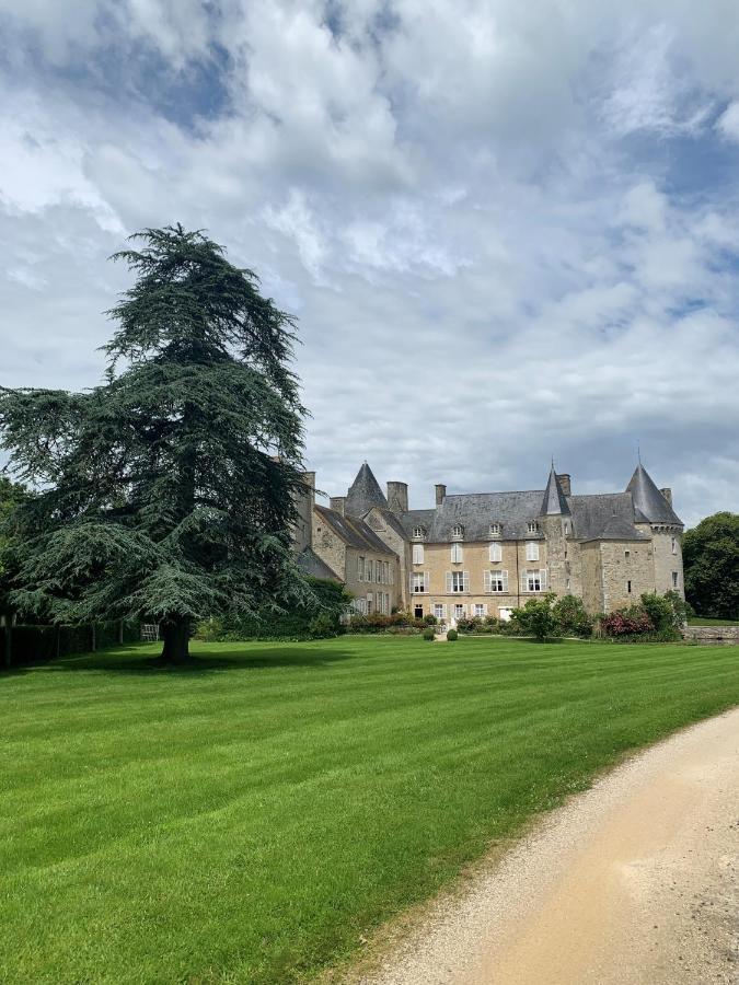 Gite "Au P'Tit Tourois" De Plain-Pied Tout Confort Avec Veranda Proche D'Omaha Beach Et De Bayeux Accueillant Les Animaux Exteriör bild